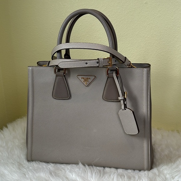 💯Authentic PRADA Saffiano Leather Medium Top Handle Tote Bag🍀 - Picture 17 of 17